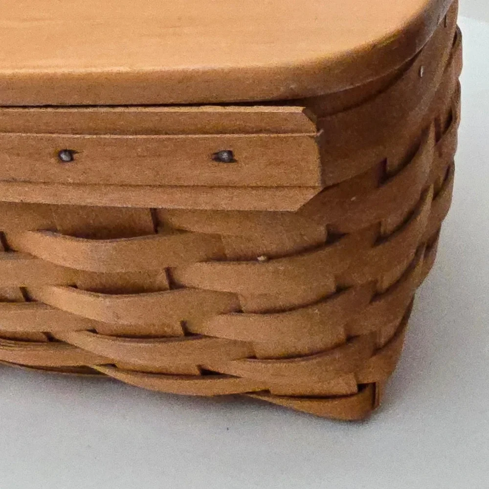Longaberger 2002 Long Tissue Basket & Lid